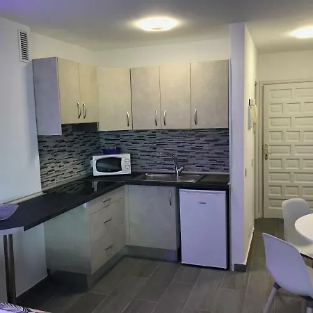 Summerland Suites